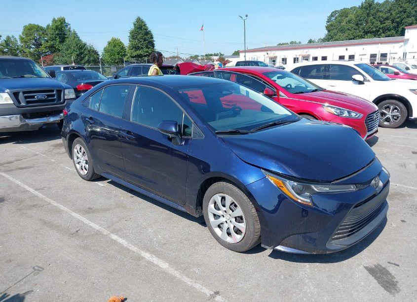 2023 Toyota Corolla LE (VIN 5YFB4MDEXPP038085) main photo