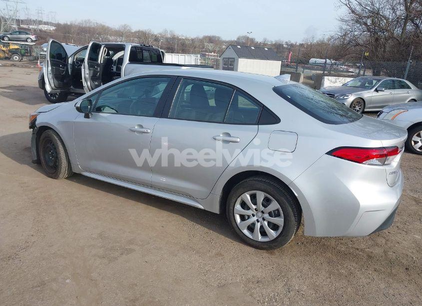 Photo 3 of 2023 Toyota Corolla LE (VIN 5YFB4MDEXPP063360)