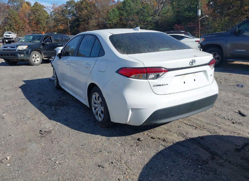 Photo 3 of 2023 Toyota Corolla LE (VIN 5YFB4MDEXPP077047)