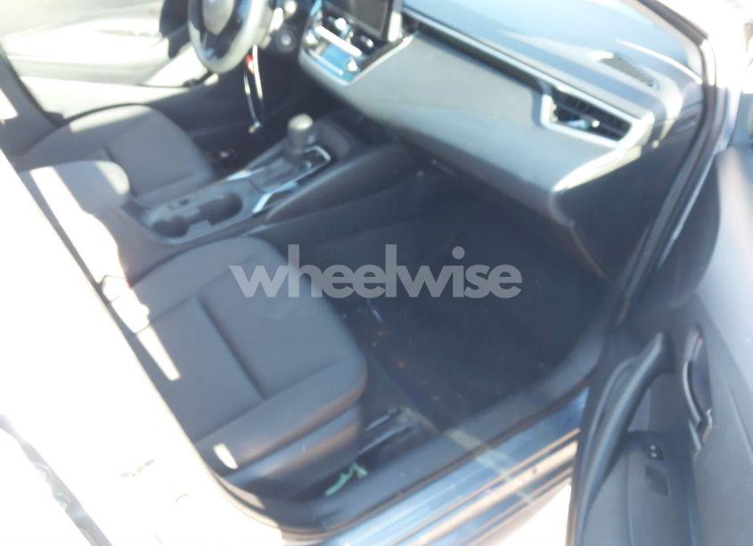 Photo 5 of 2023 Toyota Corolla LE (VIN 5YFB4MDEXPP077310)