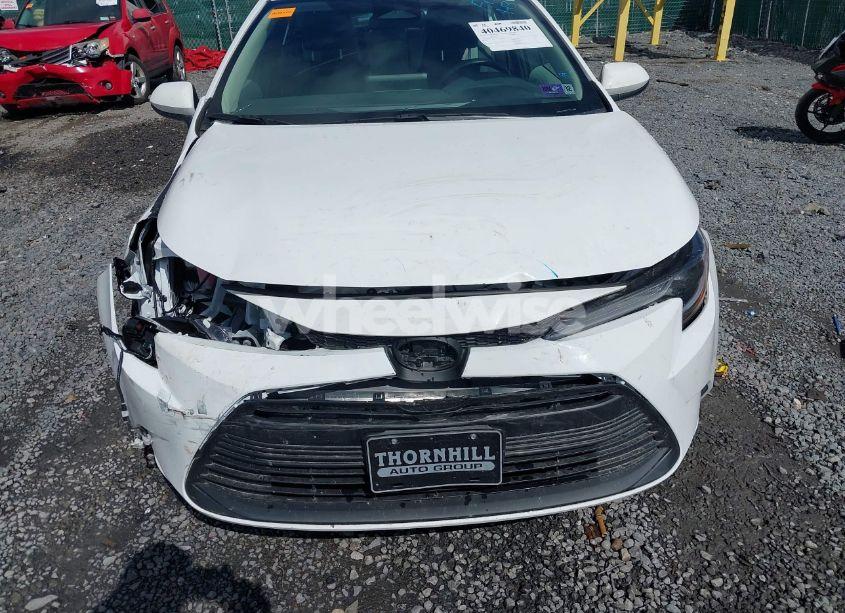 Photo 6 of 2024 Toyota Corolla LE (VIN 5YFB4MDEXRP102838)