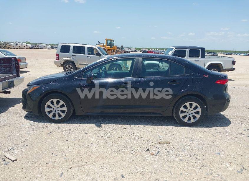 Photo 14 of 2024 Toyota Corolla LE (VIN 5YFB4MDEXRP104766)