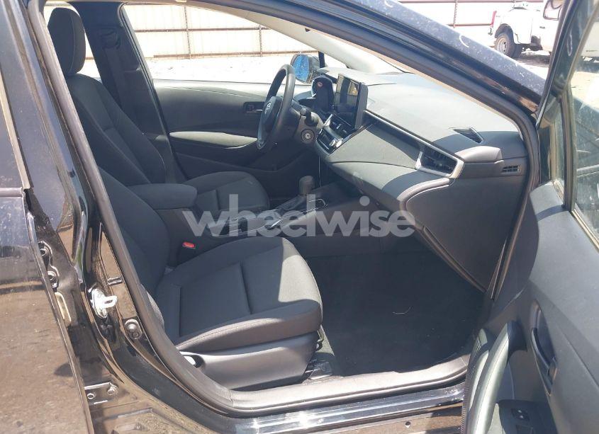 Photo 5 of 2024 Toyota Corolla LE (VIN 5YFB4MDEXRP104766)