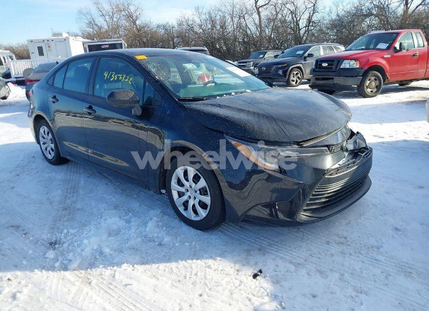 2024 Toyota Corolla LE (VIN 5YFB4MDEXRP108784) main photo