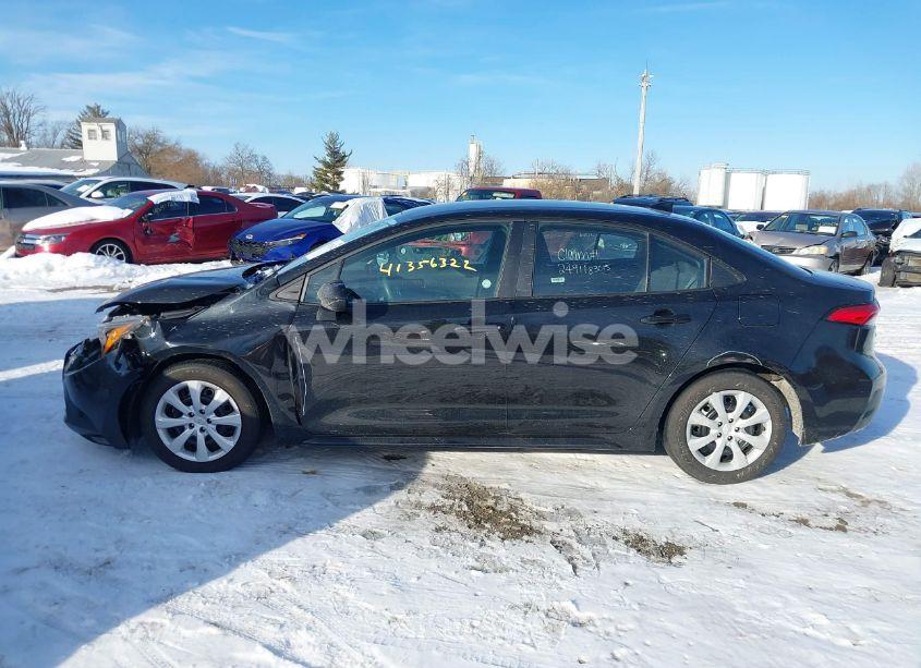 Photo 14 of 2024 Toyota Corolla LE (VIN 5YFB4MDEXRP108784)