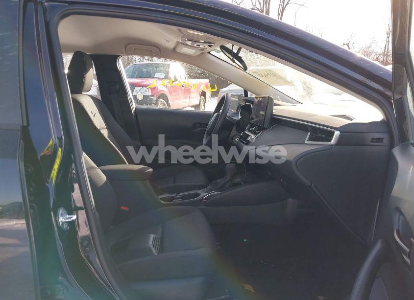 Photo 5 of 2024 Toyota Corolla LE (VIN 5YFB4MDEXRP108784)