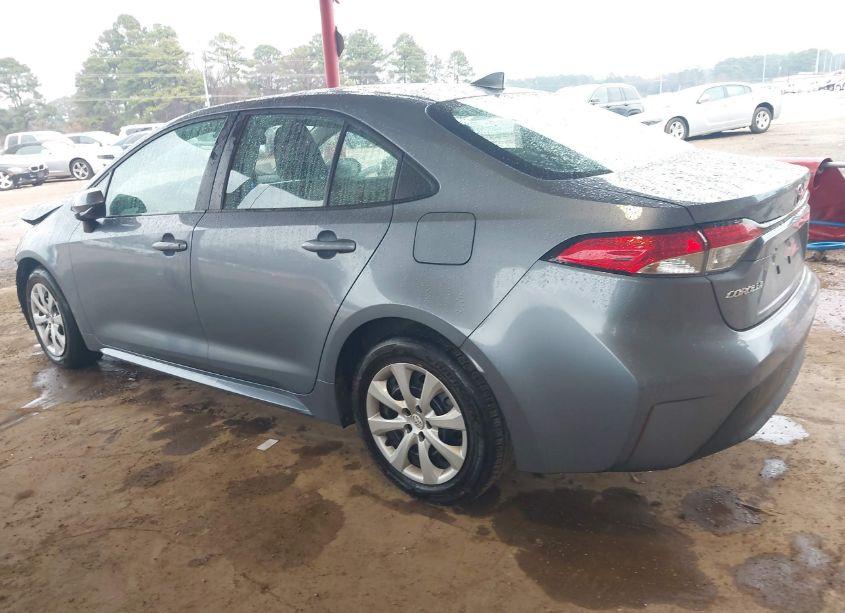 Photo 3 of 2024 Toyota Corolla LE (VIN 5YFB4MDEXRP110440)