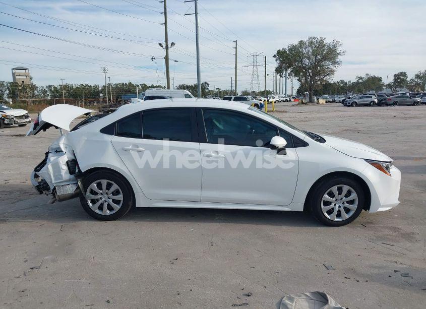 Photo 14 of 2024 Toyota Corolla LE (VIN 5YFB4MDEXRP117923)