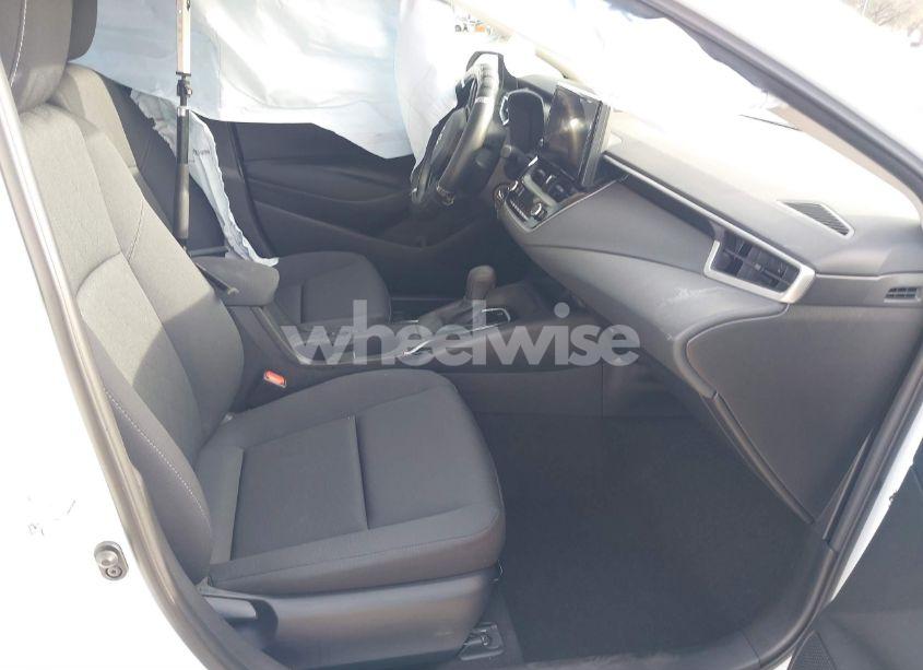 Photo 5 of 2024 Toyota Corolla LE (VIN 5YFB4MDEXRP117923)