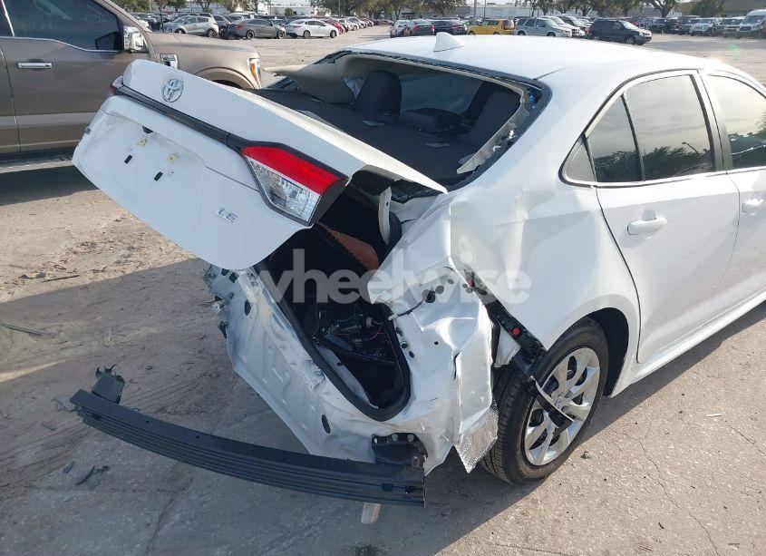 Photo 6 of 2024 Toyota Corolla LE (VIN 5YFB4MDEXRP117923)