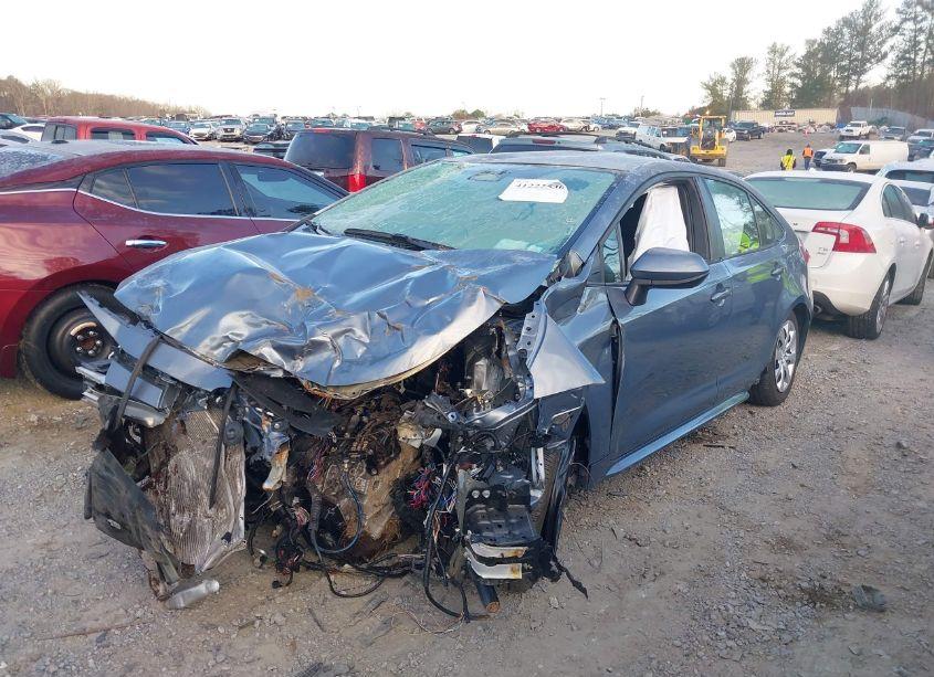 Photo 2 of 2024 Toyota Corolla LE (VIN 5YFB4MDEXRP125665)