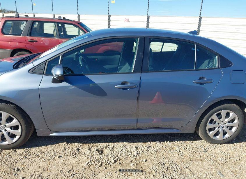 Photo 14 of 2024 Toyota Corolla LE (VIN 5YFB4MDEXRP132700)