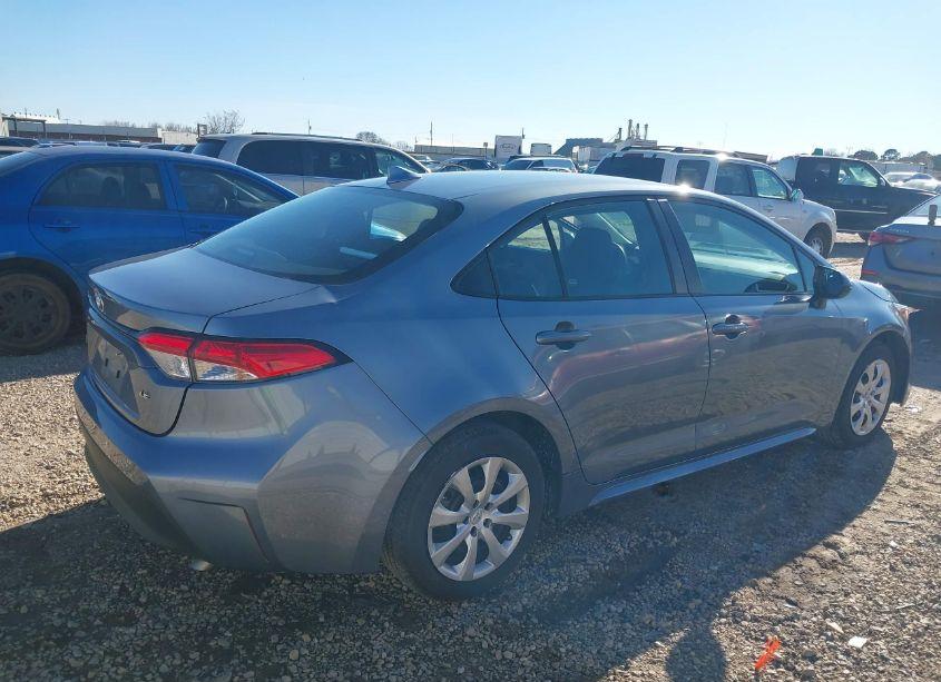 Photo 4 of 2024 Toyota Corolla LE (VIN 5YFB4MDEXRP132700)