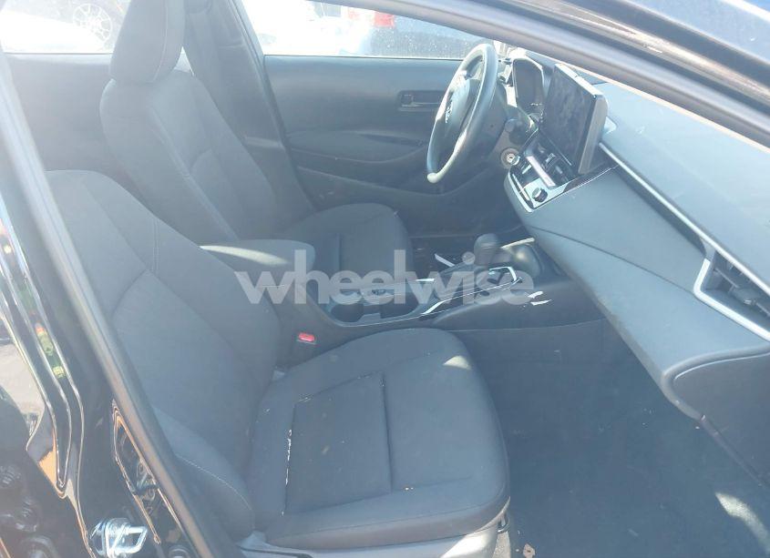 Photo 5 of 2024 Toyota Corolla LE (VIN 5YFB4MDEXRP141123)