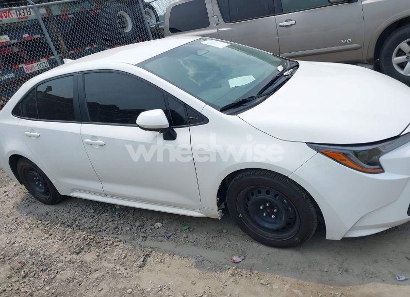 Photo 14 of 2024 Toyota Corolla LE (VIN 5YFB4MDEXRP145964)