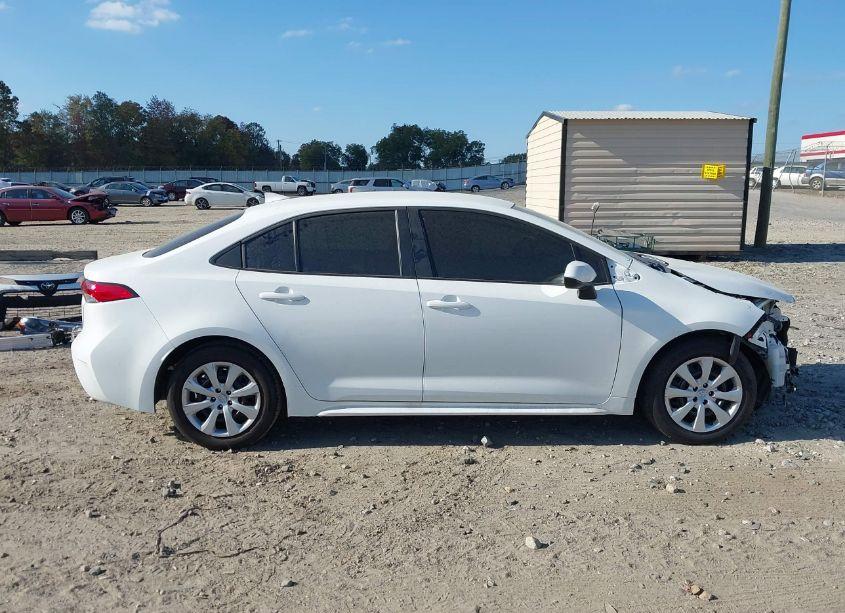 Photo 14 of 2024 Toyota Corolla LE (VIN 5YFB4MDEXRP146306)