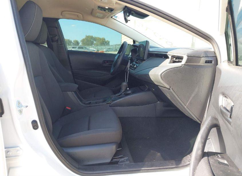 Photo 5 of 2024 Toyota Corolla LE (VIN 5YFB4MDEXRP146306)