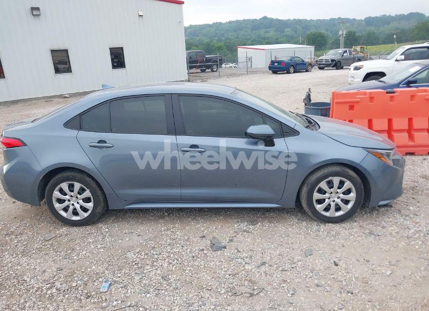 Photo 13 of 2024 Toyota Corolla LE (VIN 5YFB4MDEXRP149531)