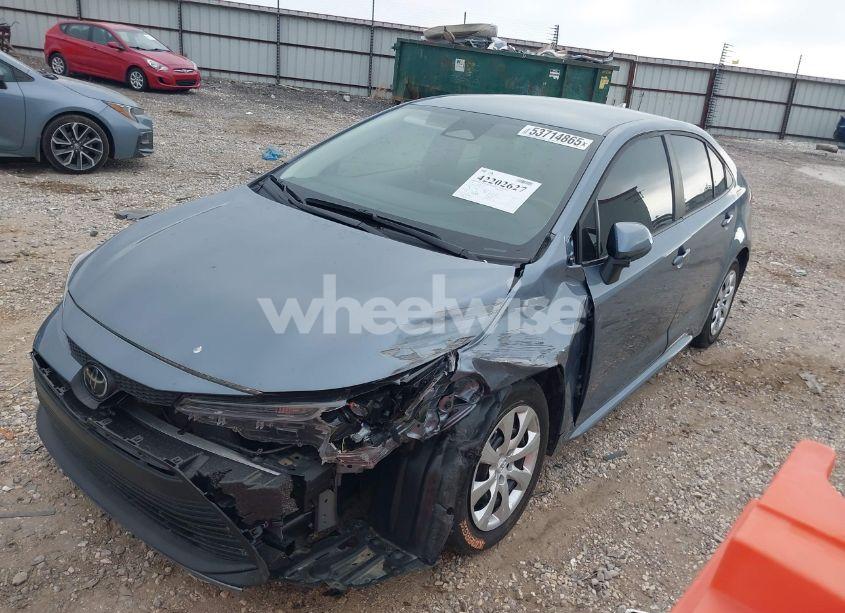 Photo 2 of 2024 Toyota Corolla LE (VIN 5YFB4MDEXRP149531)