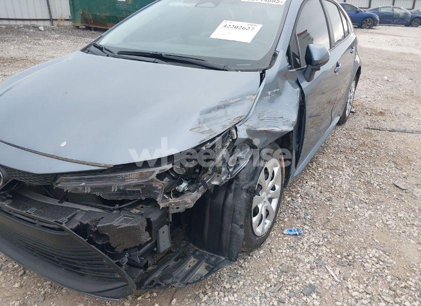 Photo 6 of 2024 Toyota Corolla LE (VIN 5YFB4MDEXRP149531)