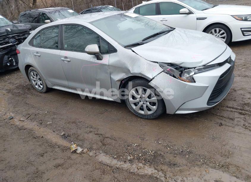 2024 Toyota Corolla LE (VIN 5YFB4MDEXRP160612) main photo