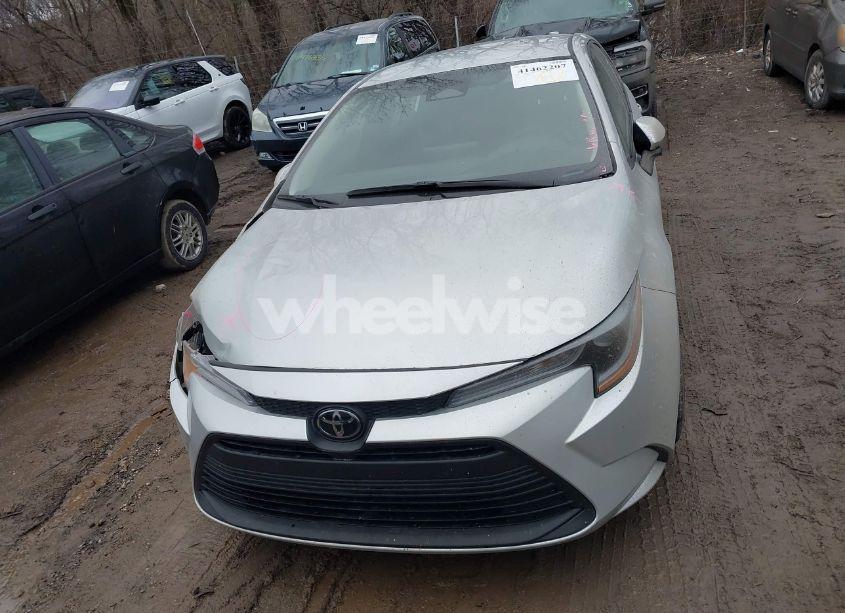 Photo 17 of 2024 Toyota Corolla LE (VIN 5YFB4MDEXRP160612)