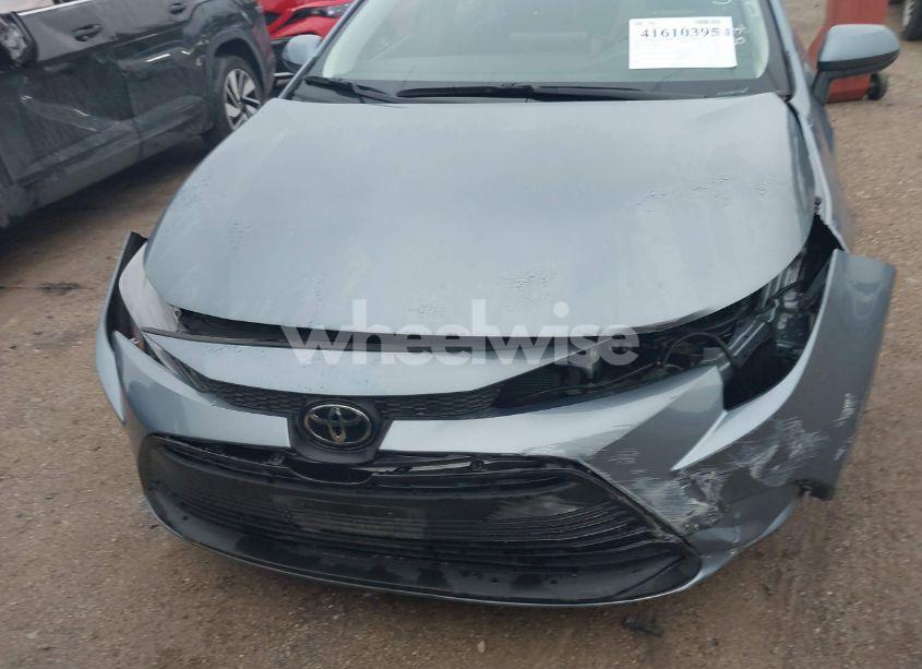 Photo 12 of 2024 Toyota Corolla LE (VIN 5YFB4MDEXRP161601)