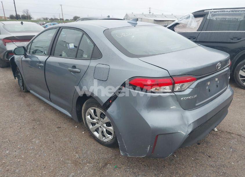 Photo 3 of 2024 Toyota Corolla LE (VIN 5YFB4MDEXRP161601)