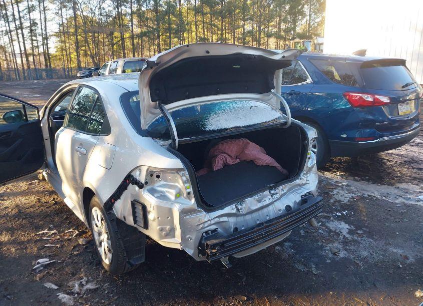 Photo 6 of 2024 Toyota Corolla LE (VIN 5YFB4MDEXRP171805)