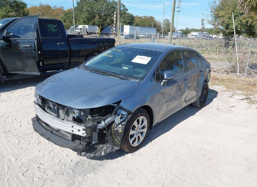 Photo 2 of 2024 Toyota Corolla LE (VIN 5YFB4MDEXRP184280)