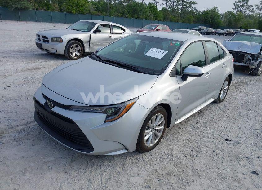 Photo 2 of 2024 Toyota Corolla LE (VIN 5YFB4MDEXRP188457)