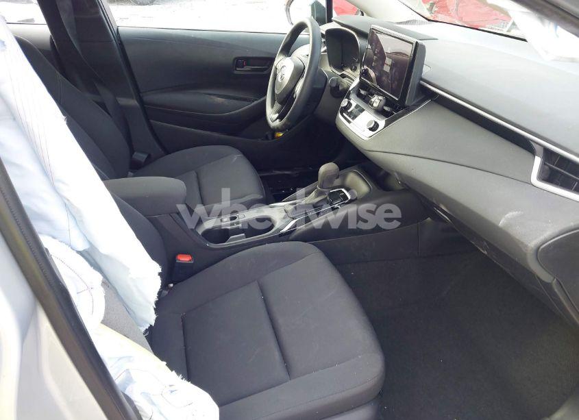 Photo 5 of 2024 Toyota Corolla LE (VIN 5YFB4MDEXRP188457)