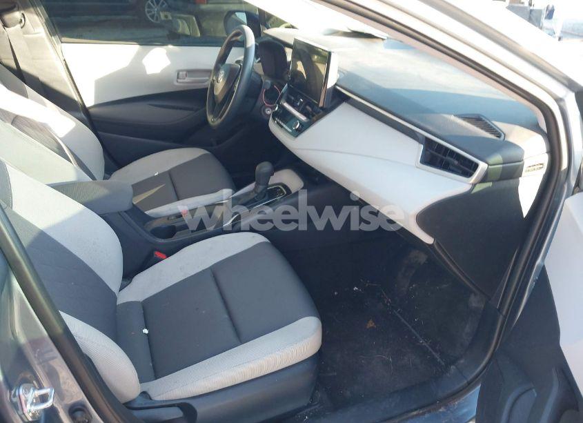 Photo 5 of 2024 Toyota Corolla LE (VIN 5YFB4MDEXRP195764)