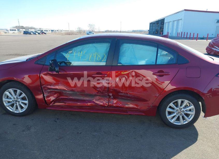 Photo 14 of 2024 Toyota Corolla LE (VIN 5YFB4MDEXRP210313)