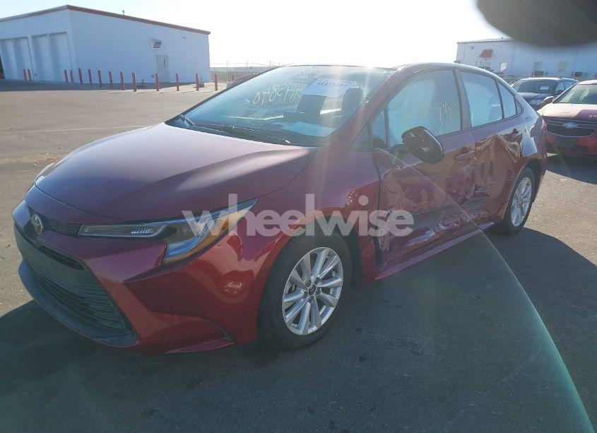 Photo 2 of 2024 Toyota Corolla LE (VIN 5YFB4MDEXRP210313)