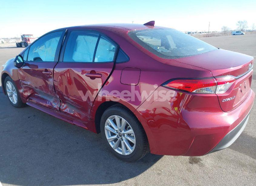 Photo 3 of 2024 Toyota Corolla LE (VIN 5YFB4MDEXRP210313)