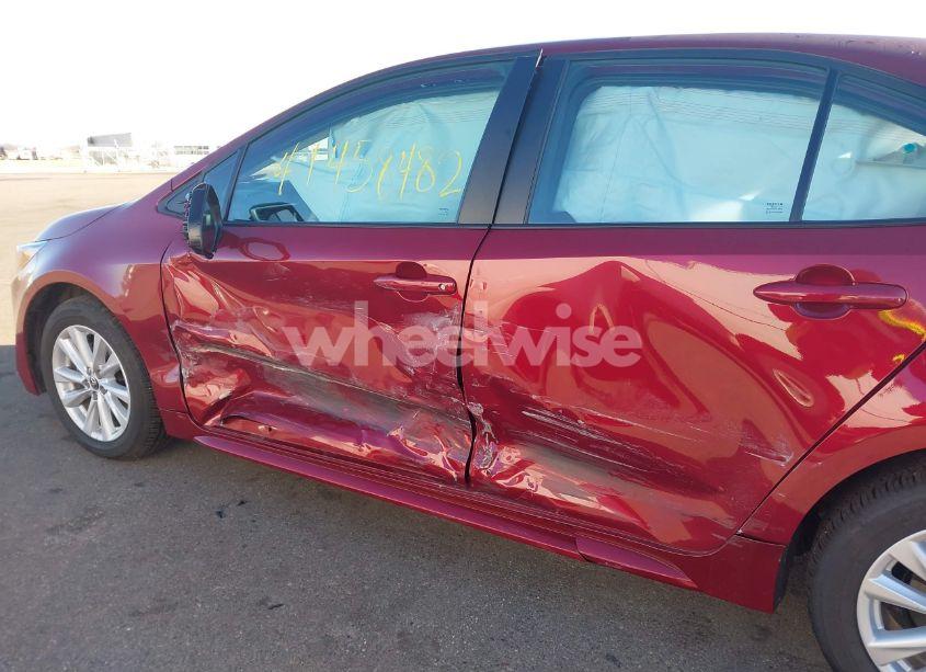 Photo 6 of 2024 Toyota Corolla LE (VIN 5YFB4MDEXRP210313)