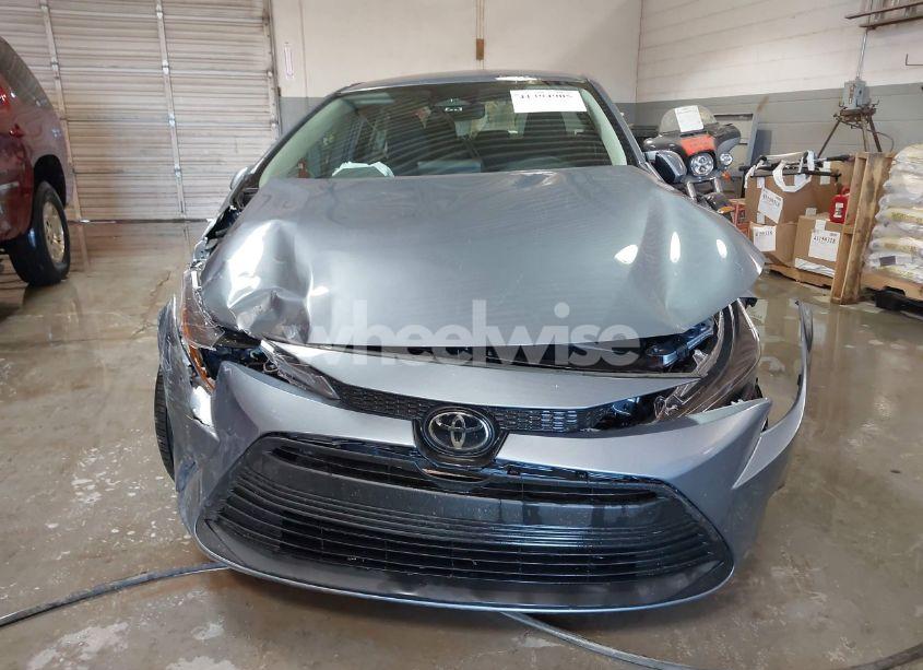 Photo 12 of 2024 Toyota Corolla LE (VIN 5YFB4MDEXRP216791)