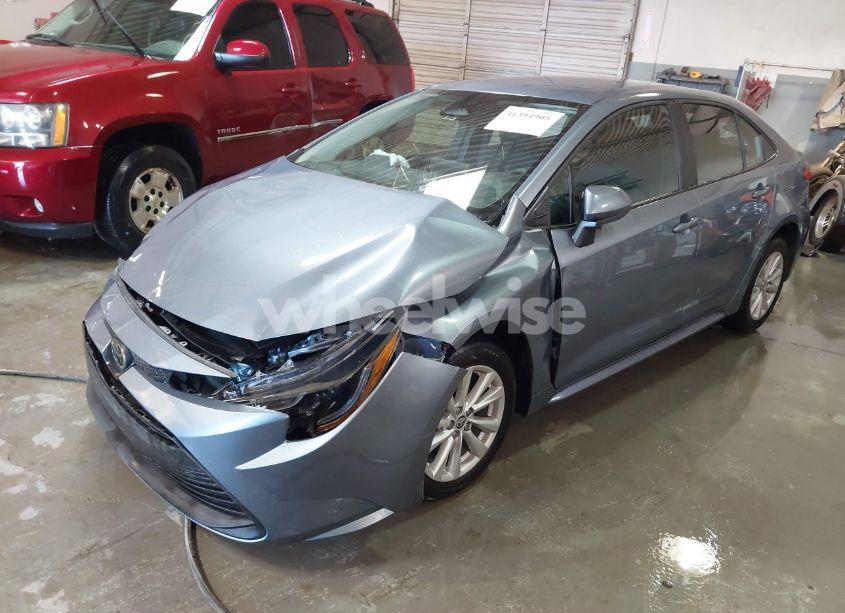 Photo 2 of 2024 Toyota Corolla LE (VIN 5YFB4MDEXRP216791)