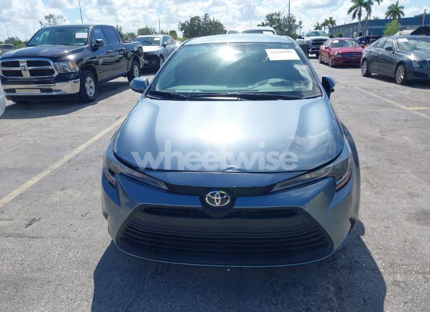 Photo 12 of 2025 Toyota Corolla LE (VIN 5YFB4MDEXSP240479)