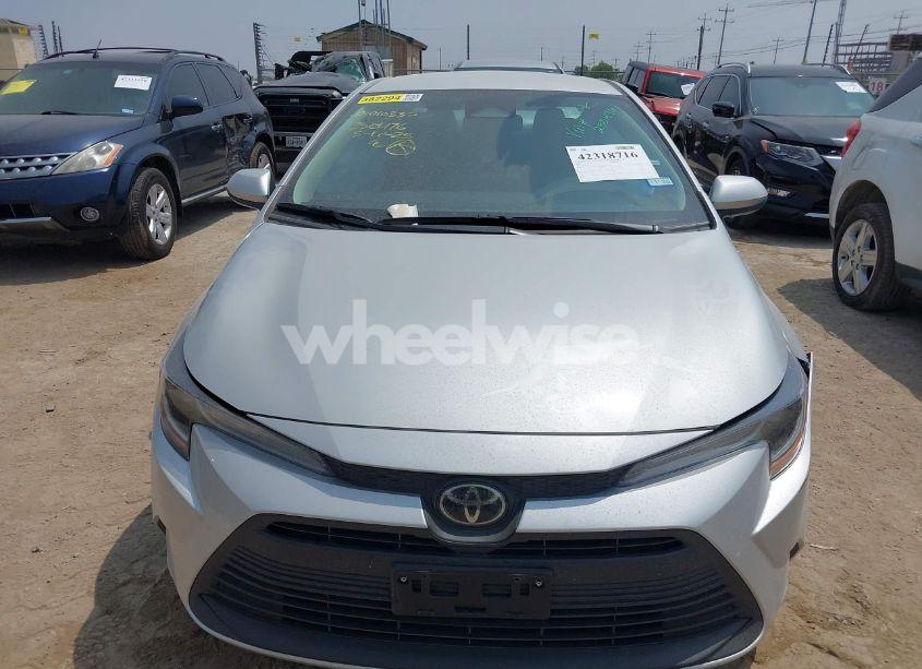 Photo 12 of 2025 Toyota Corolla LE (VIN 5YFB4MDEXSP250476)
