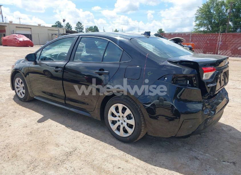 Photo 3 of 2025 Toyota Corolla LE (VIN 5YFB4MDEXSP311387)