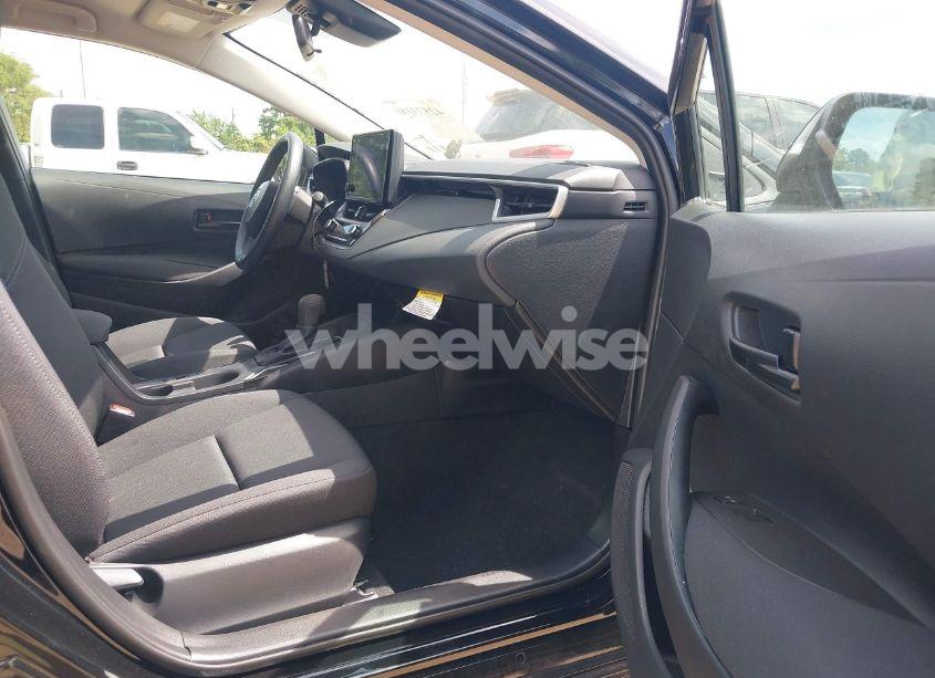 Photo 5 of 2025 Toyota Corolla LE (VIN 5YFB4MDEXSP311387)