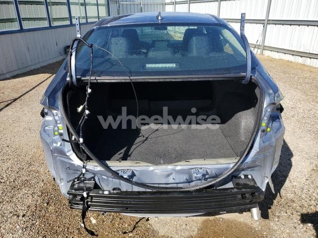 Photo 3 of 2025 TOYOTA COROLLA LE (VIN 5YFB4MDEXSP318078)