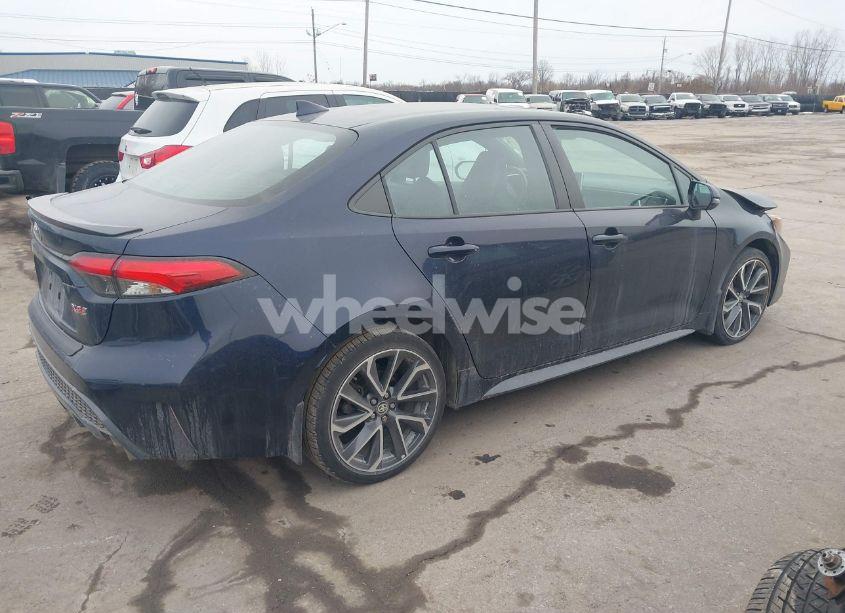 Photo 4 of 2020 Toyota Corolla XSE (VIN 5YFB4RBE2LP026135)