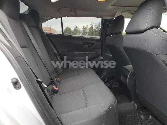 Photo 5 of 2022 TOYOTA COROLLA LE (VIN 5YFBPMBE8NP338988)