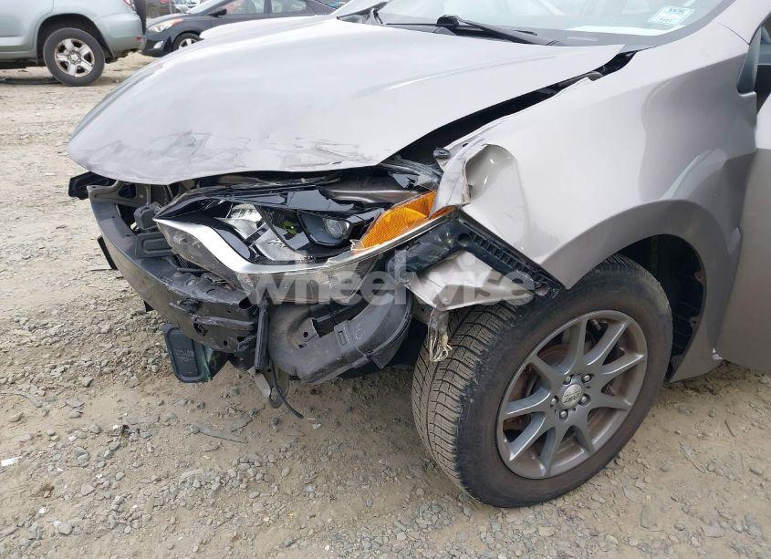 Photo 6 of 2015 Toyota Corolla LE ECO (VIN 5YFBPRHE4FP231877)