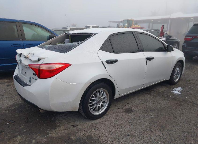 Photo 4 of 2017 Toyota Corolla LE ECO (VIN 5YFBPRHE5HP609501)