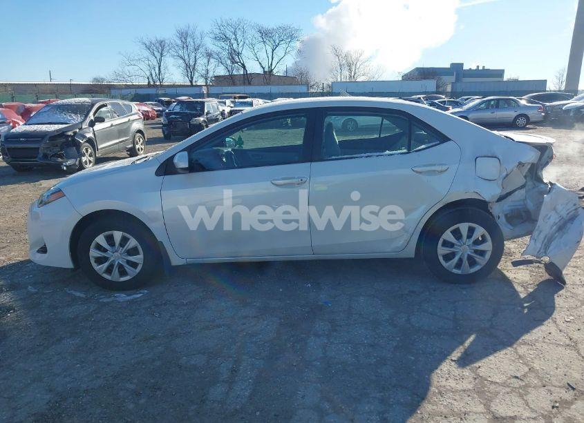 Photo 14 of 2017 Toyota Corolla LE ECO (VIN 5YFBPRHE6HP702222)