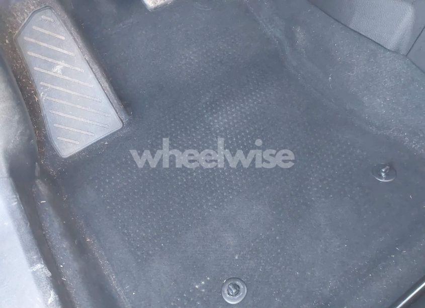 Photo 18 of 2017 Toyota Corolla LE ECO (VIN 5YFBPRHE8HP693152)